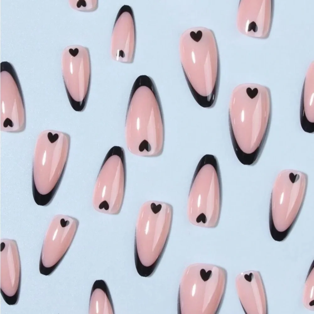Black French Almond Heart Accent Press On Nail Set NEW 🏷️
